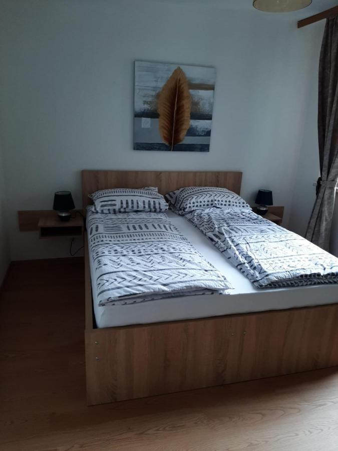 Apartamento Bilino Polje Zenica Exterior foto